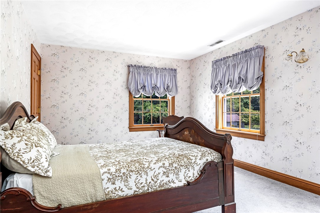 74 Oakwoods Drive