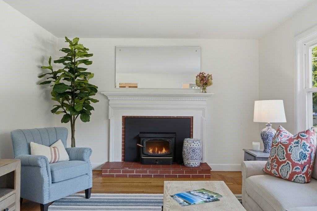 205 Lincoln Avenue
