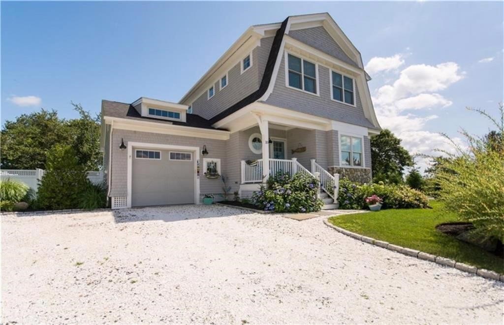 10 Julia Court