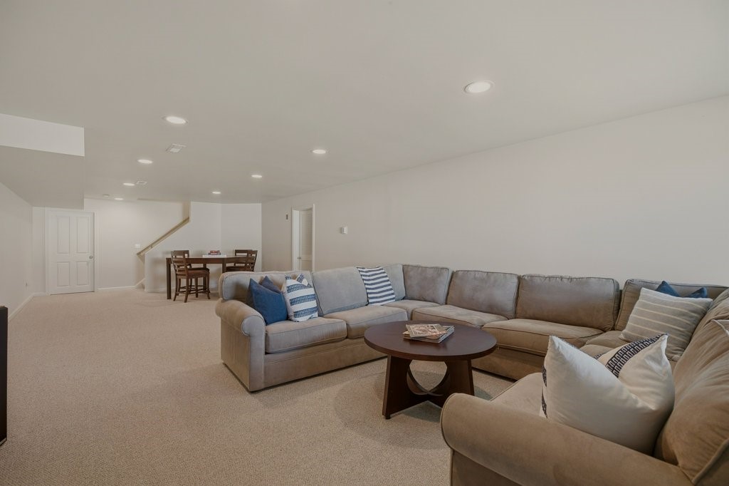 264 Rolling Hill Road 264