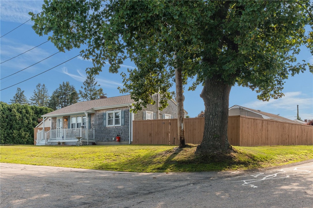 7 Thurston Avenue