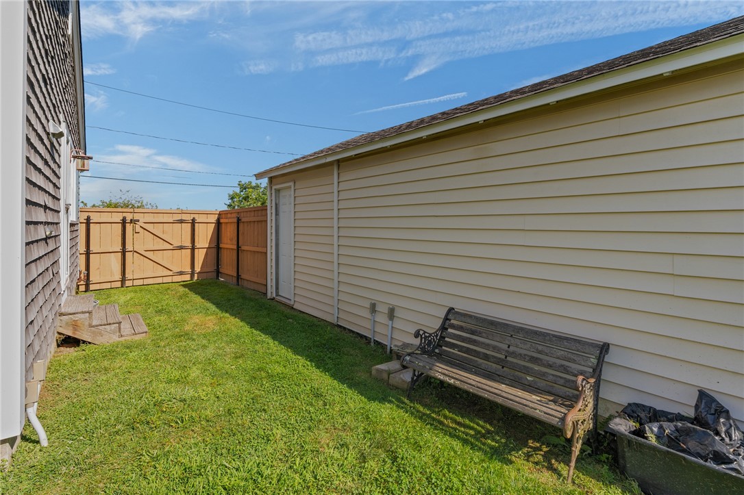 7 Thurston Avenue