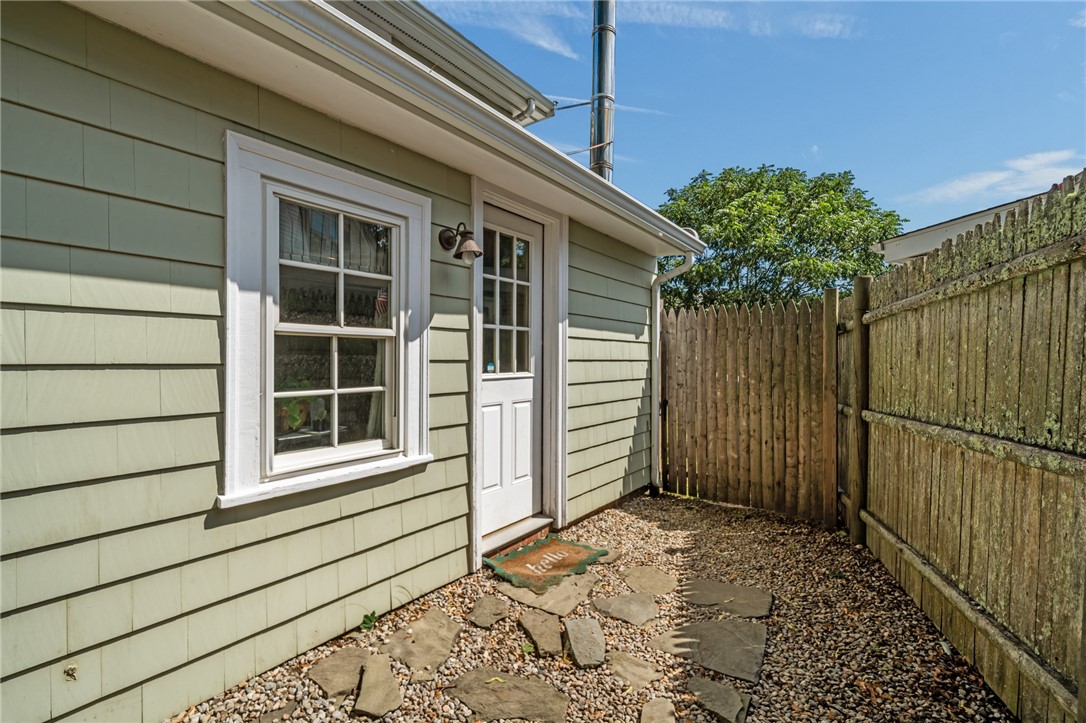 225 Waldron Avenue