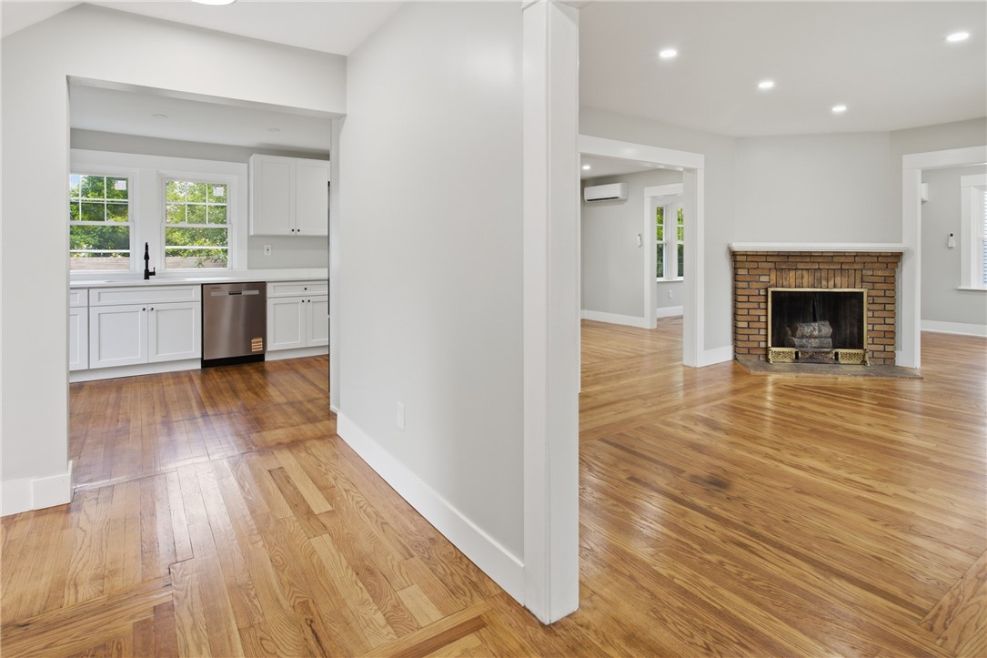 4196 Post Road
