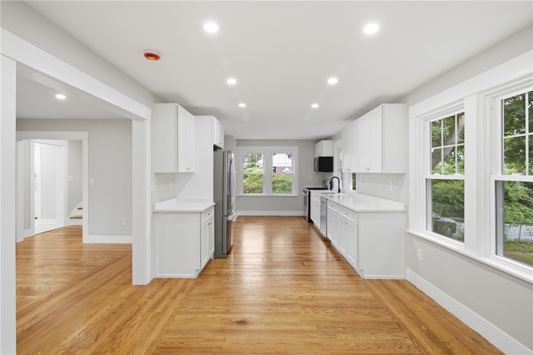 4196 Post Road