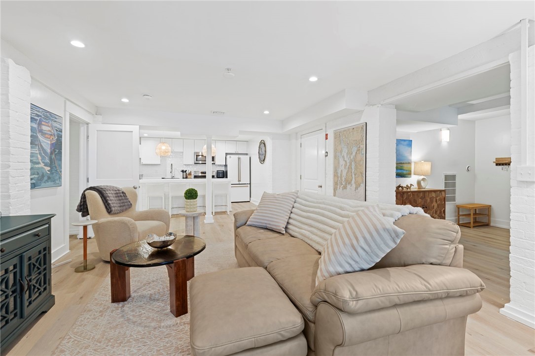426 Spring Street B101