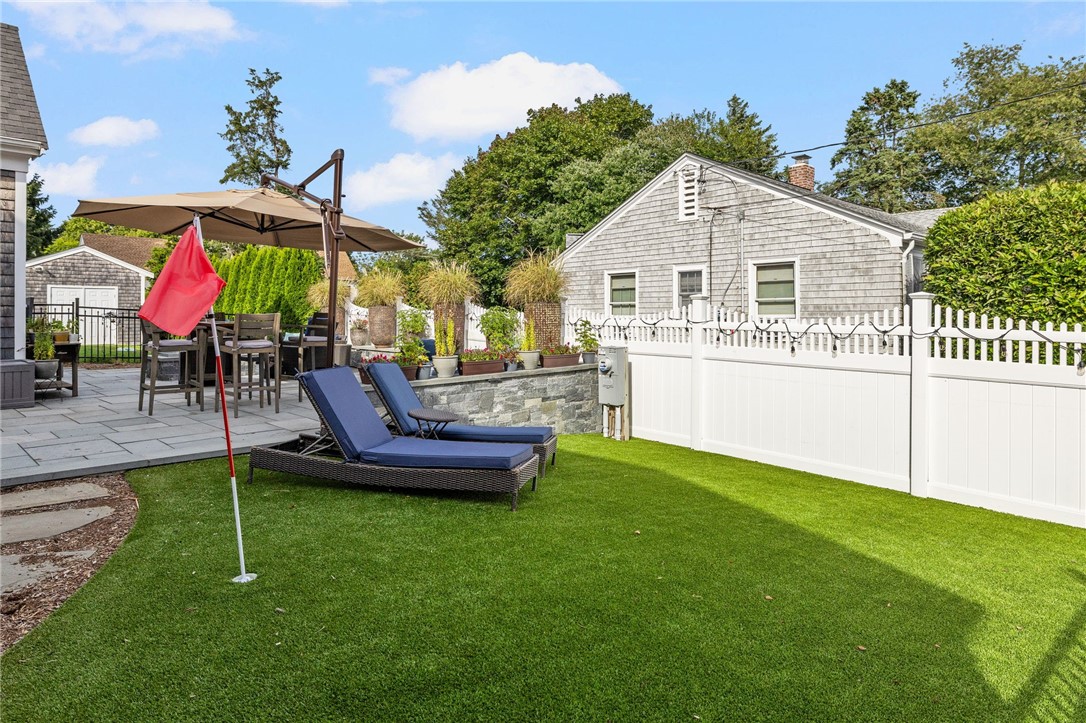 10 Maywood Road