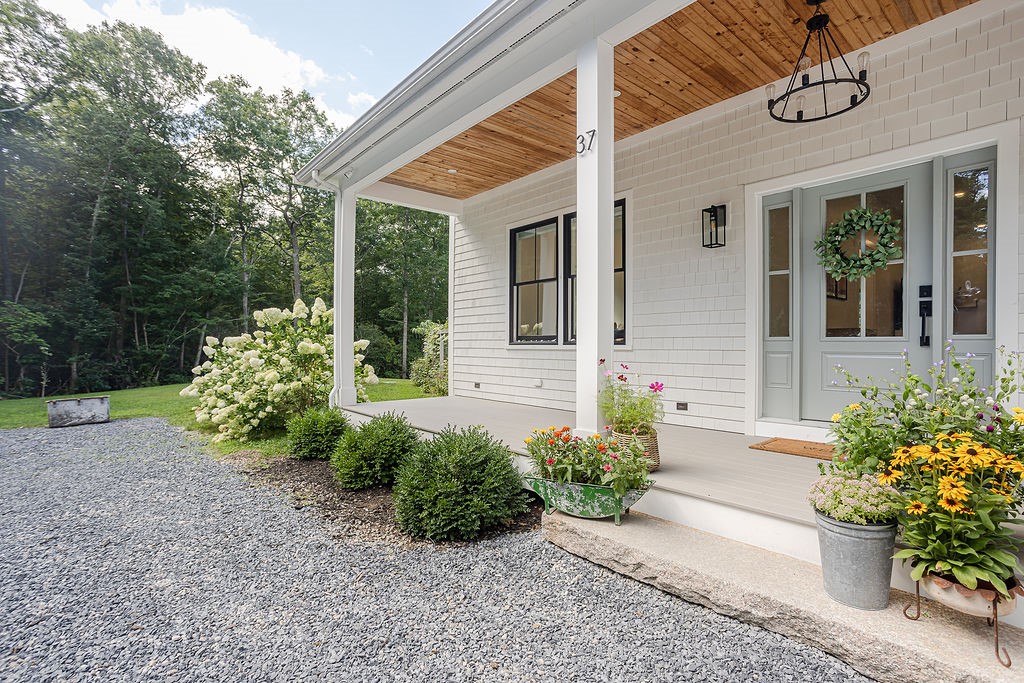 37 Amy Hart Path