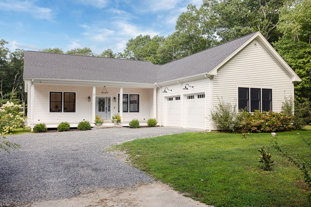 37 Amy Hart Path