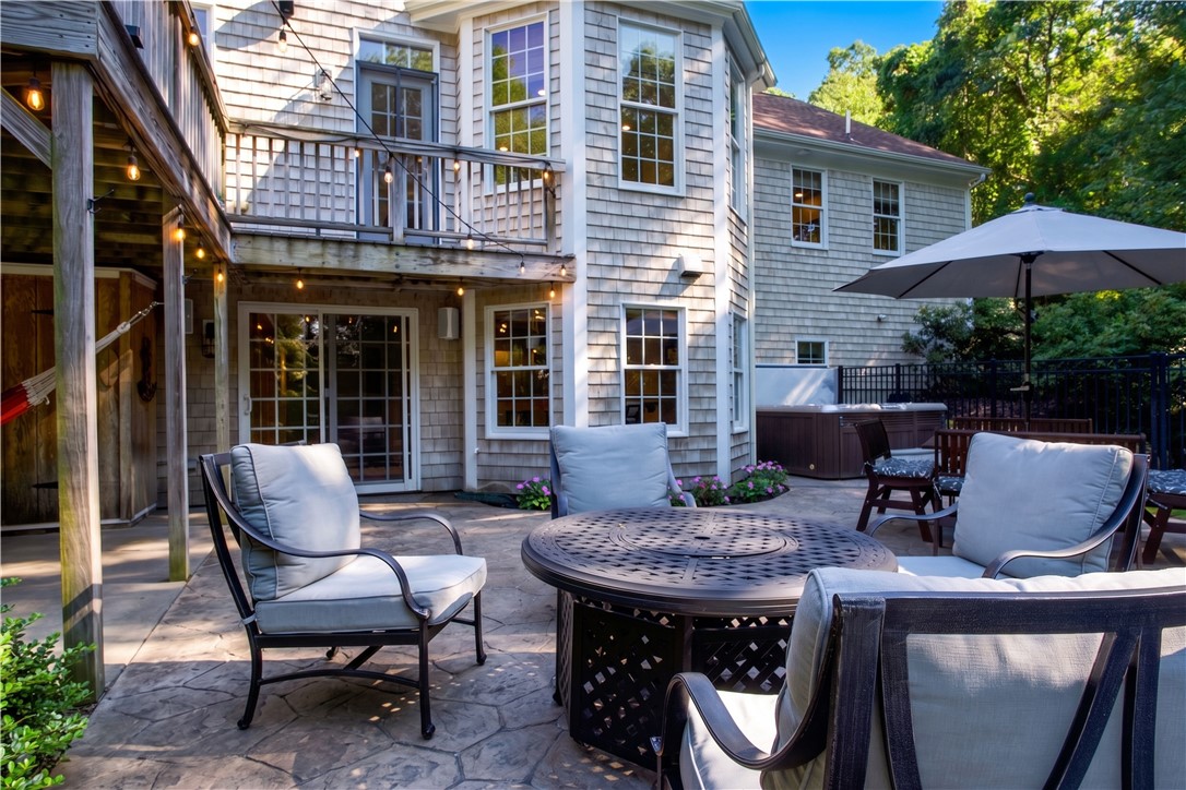 45 Hunters Court