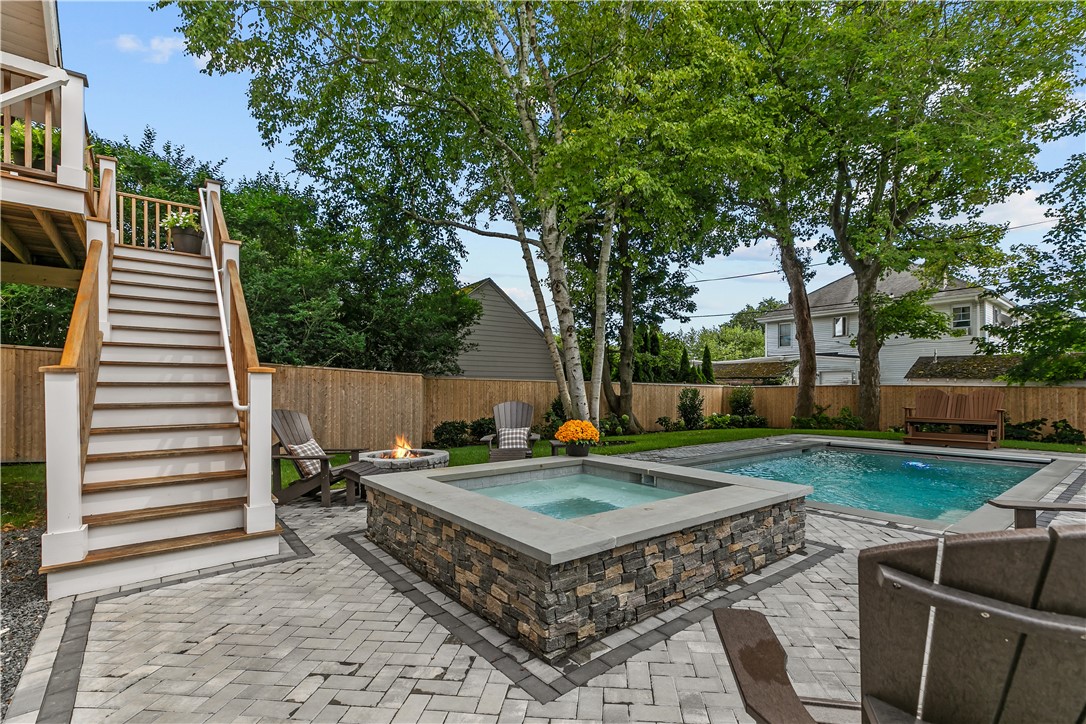 14 Kay Boulevard