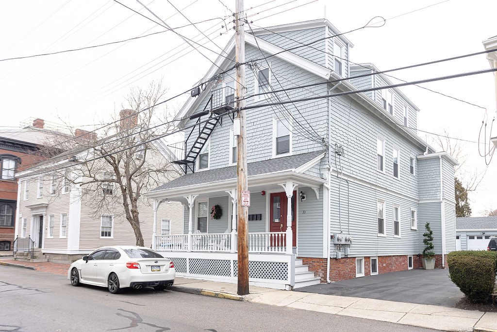 33 Third Street 3