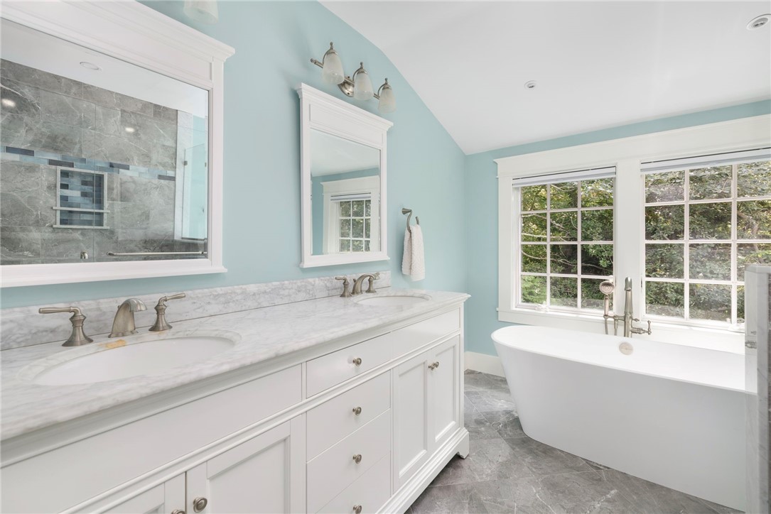 26 Thayer Avenue