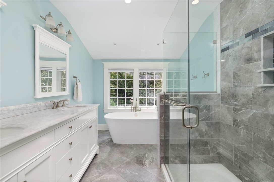 26 Thayer Avenue