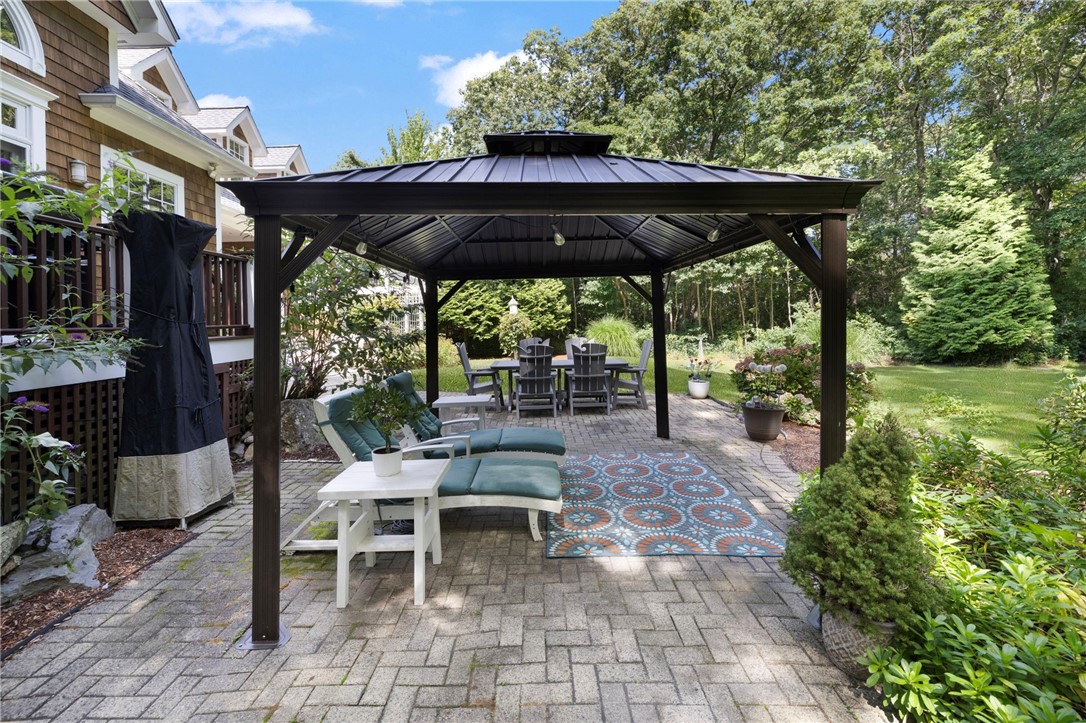 26 Thayer Avenue