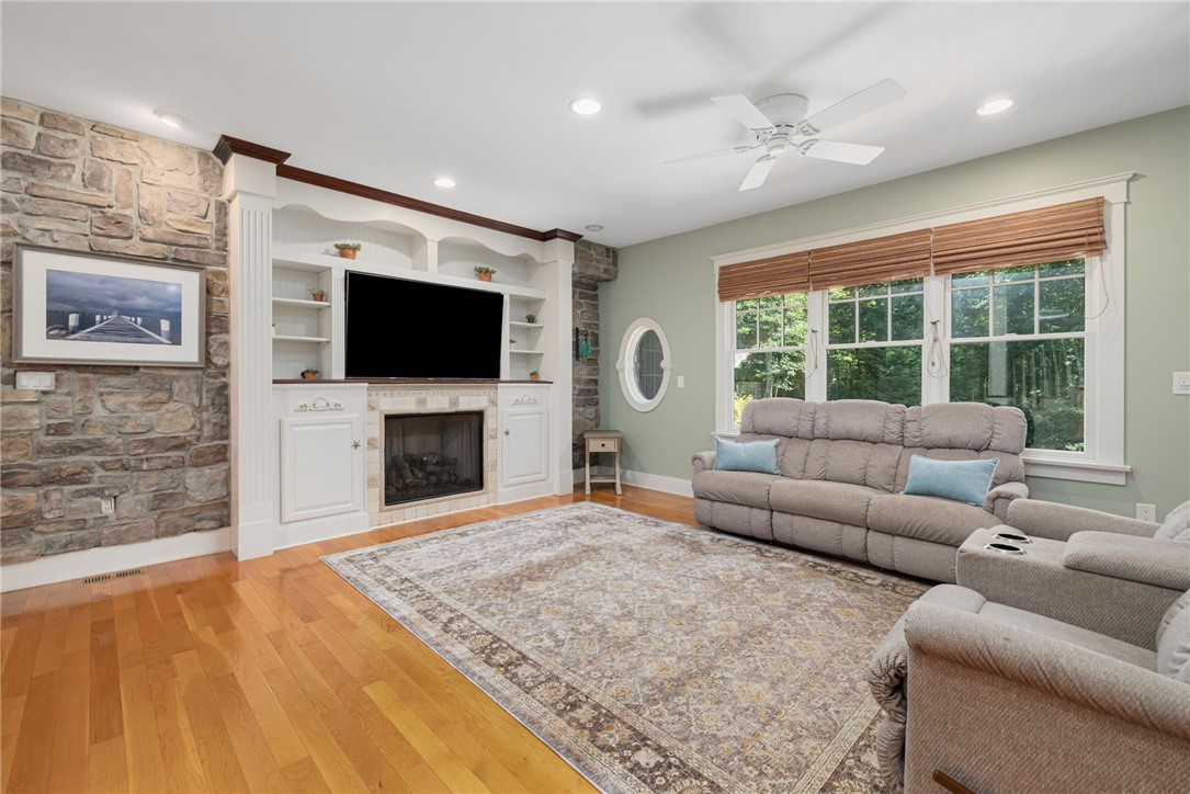26 Thayer Avenue