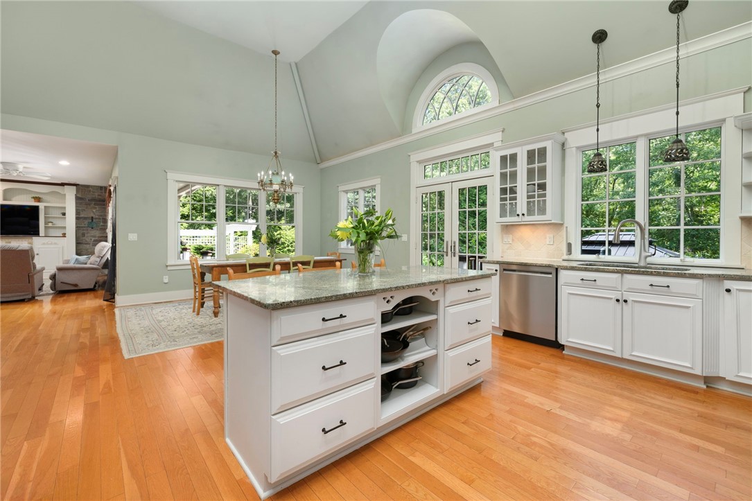 26 Thayer Avenue