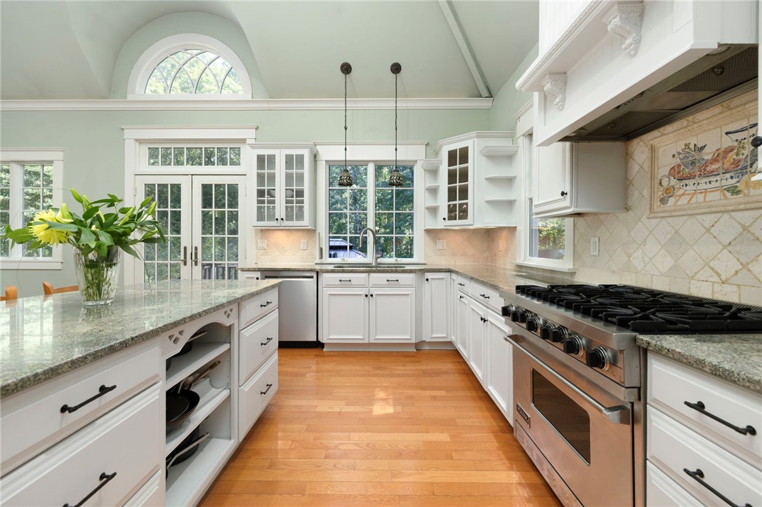 26 Thayer Avenue