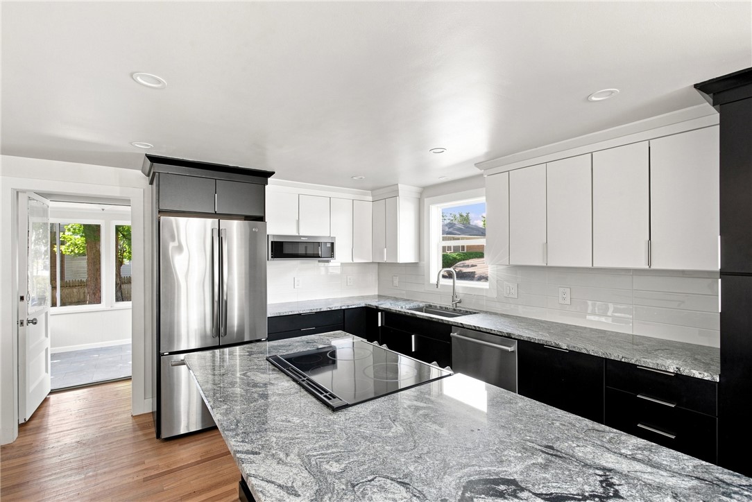274 Whitford Avenue