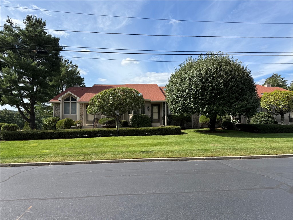 4 Shadowbrook Lane B