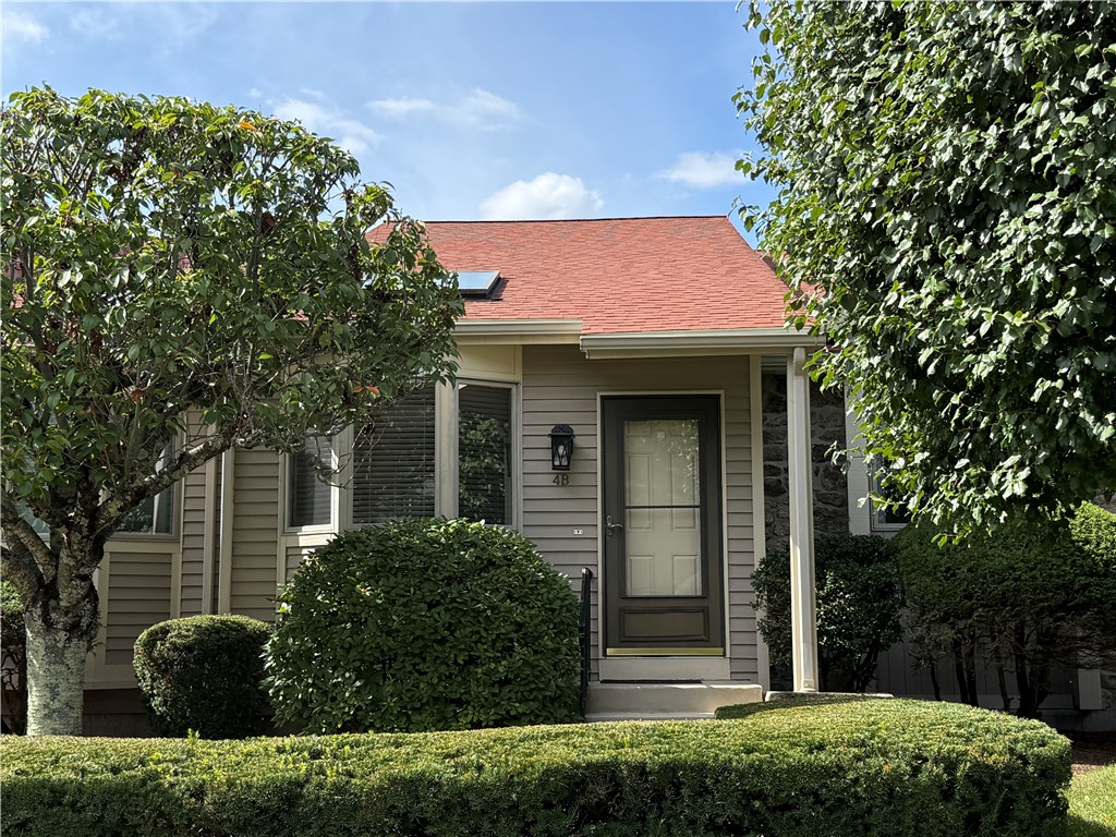 4 Shadowbrook Lane B