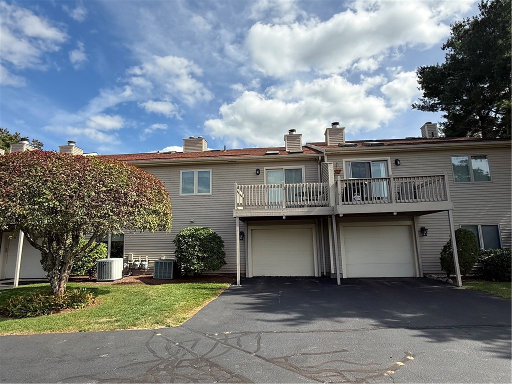 4 Shadowbrook Lane B