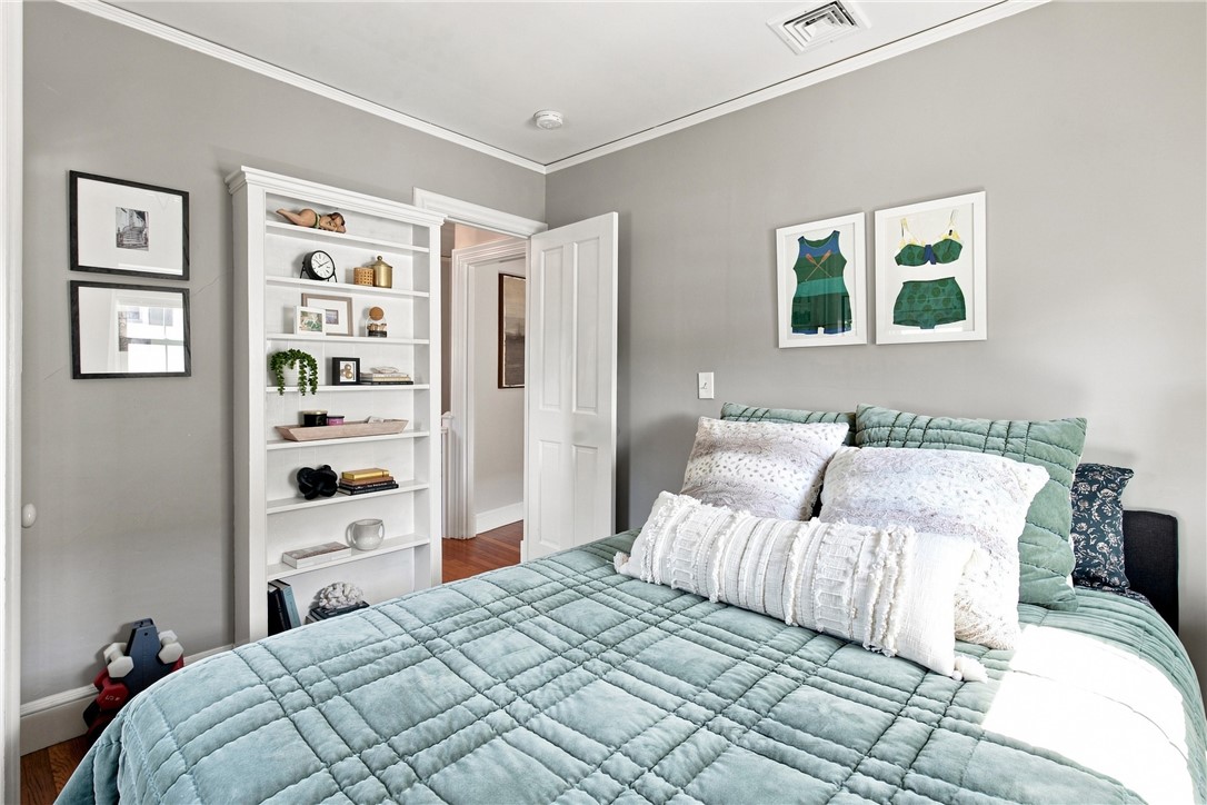 8 Everett Street 3