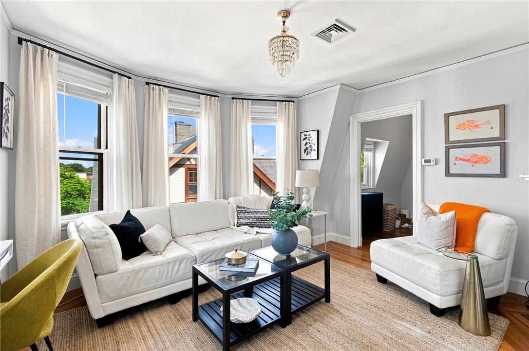 8 Everett Street 3