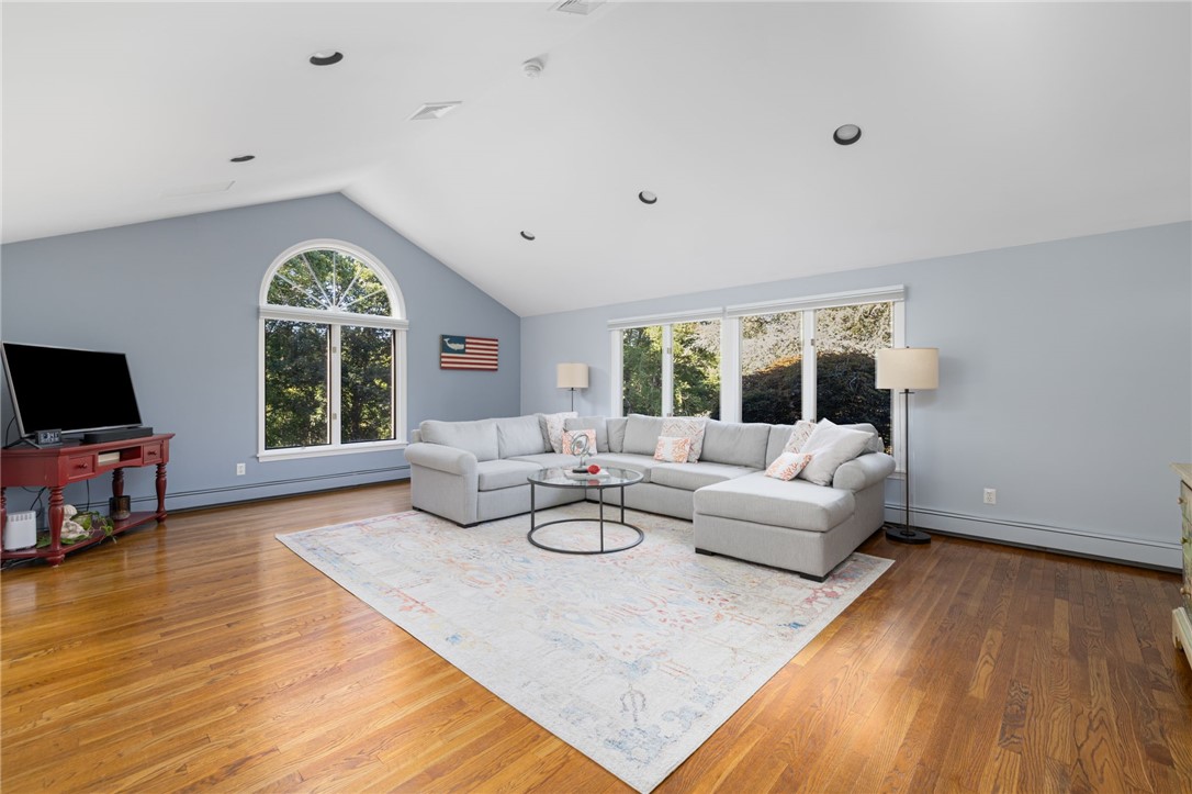 251 Succotash Road