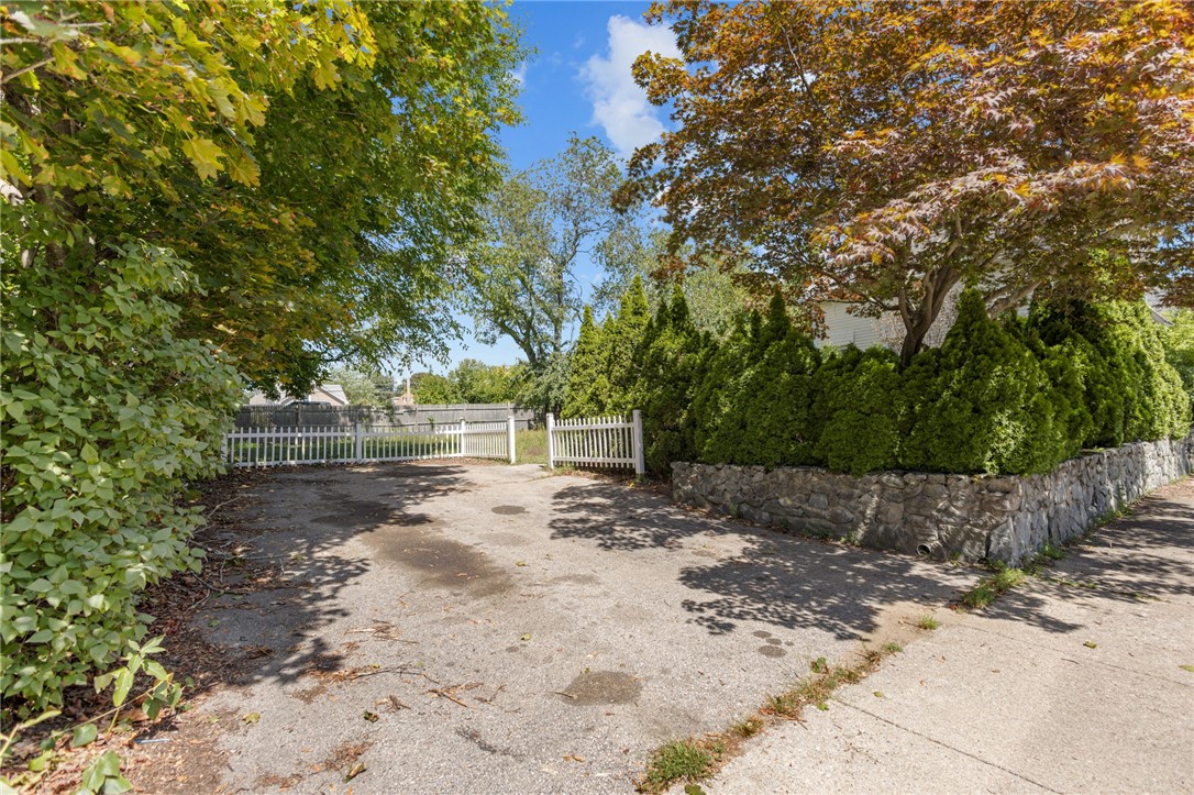 217 Bay View Avenue