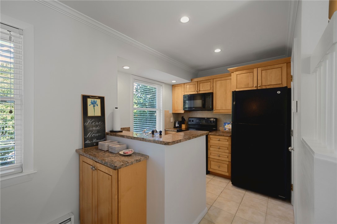 364 Bellevue Avenue D6