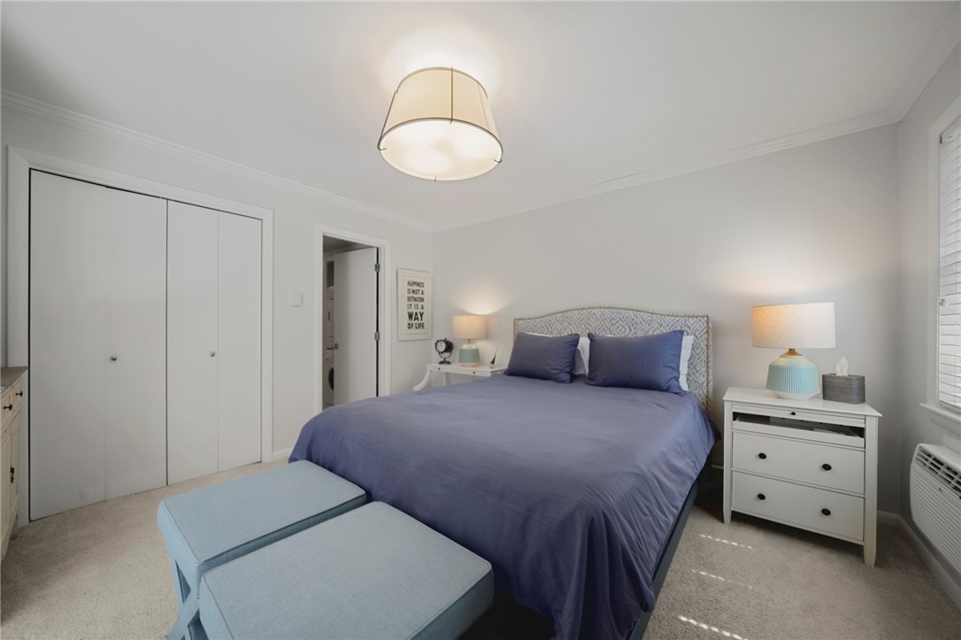 364 Bellevue Avenue D6