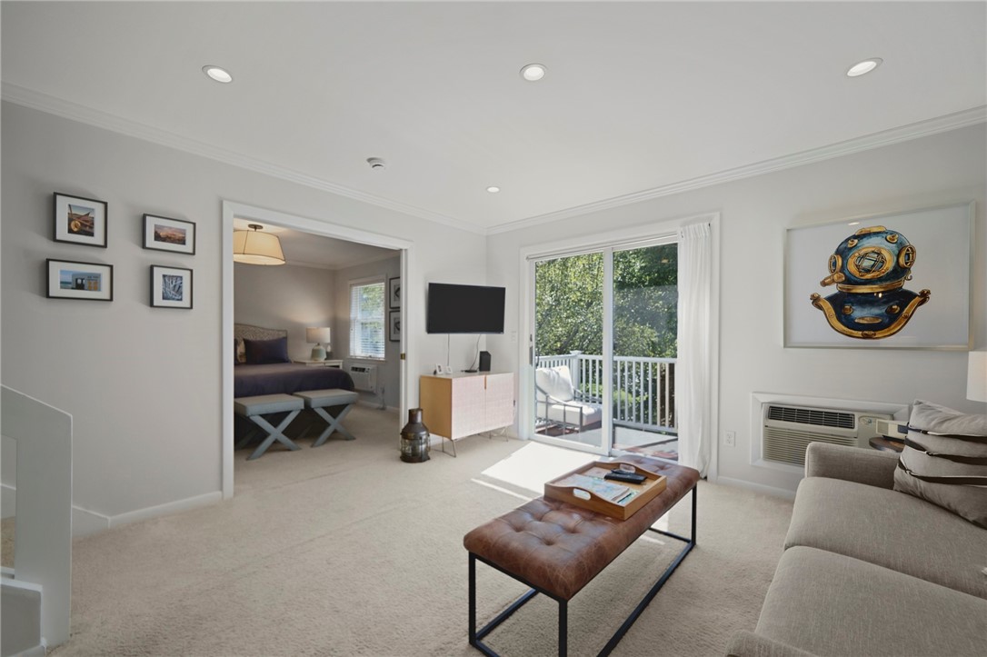 364 Bellevue Avenue D6