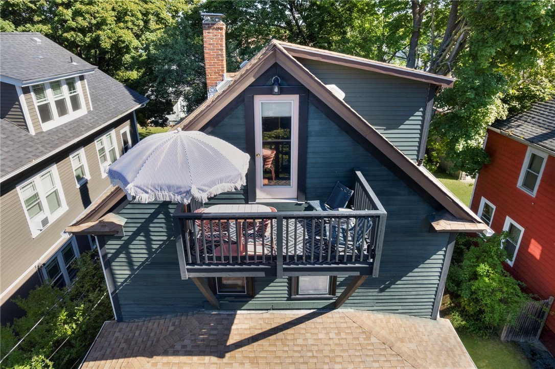 12 Glendale Avenue