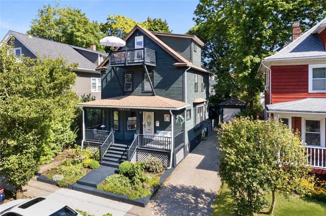 12 Glendale Avenue