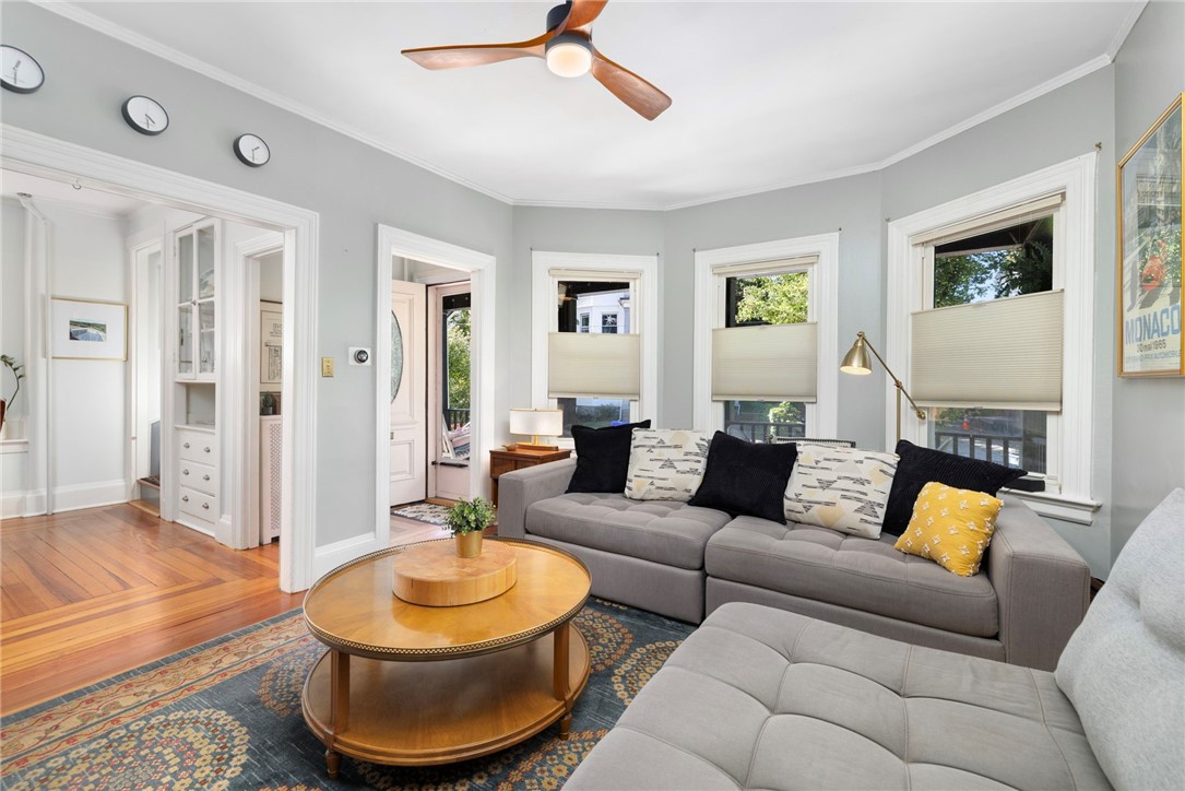 12 Glendale Avenue
