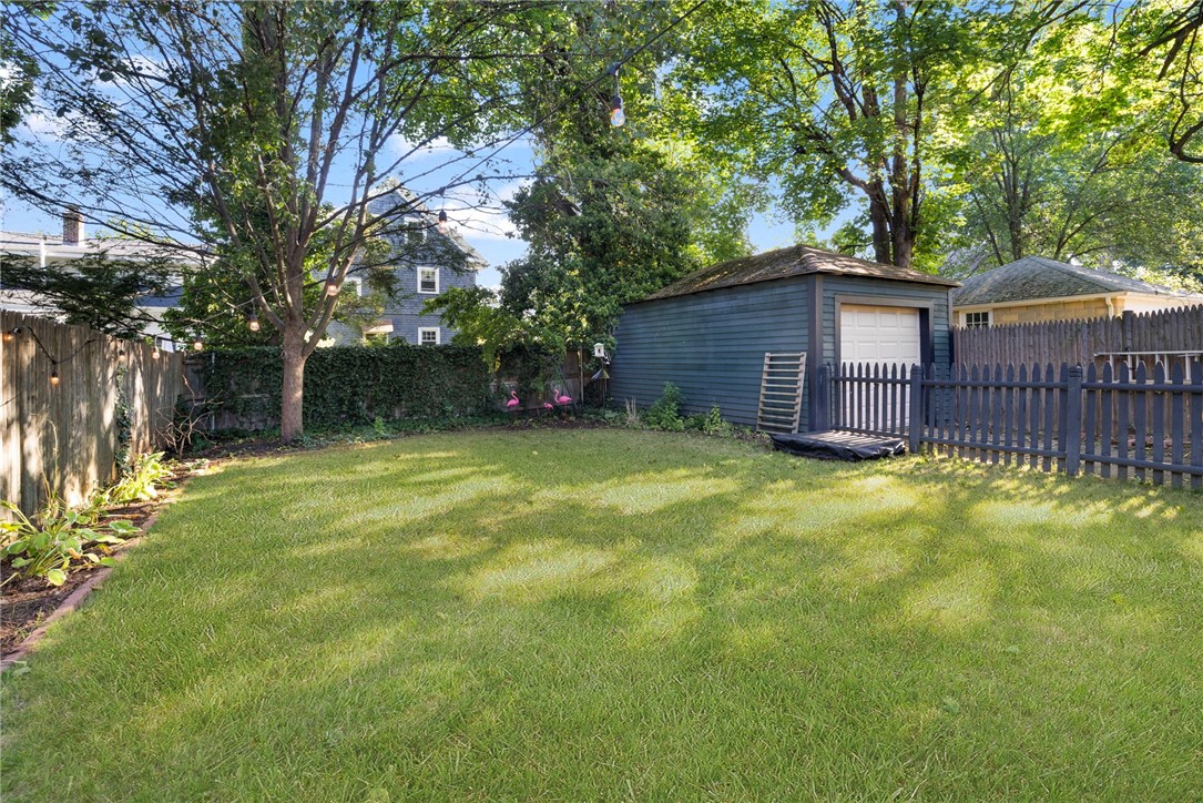 12 Glendale Avenue