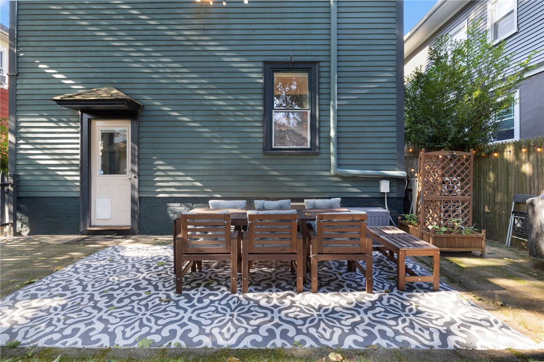 12 Glendale Avenue