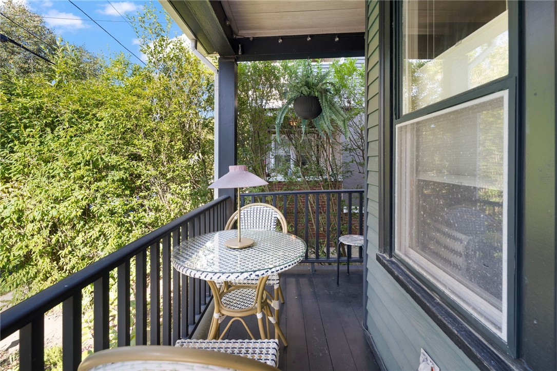 12 Glendale Avenue