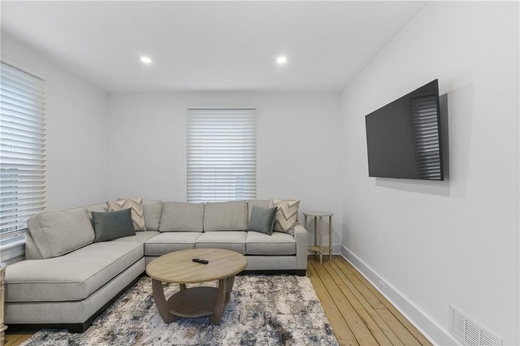 13 Sherman Street 4