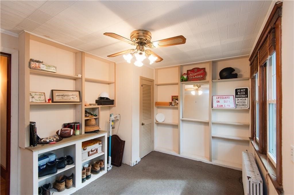 556 East Main Road