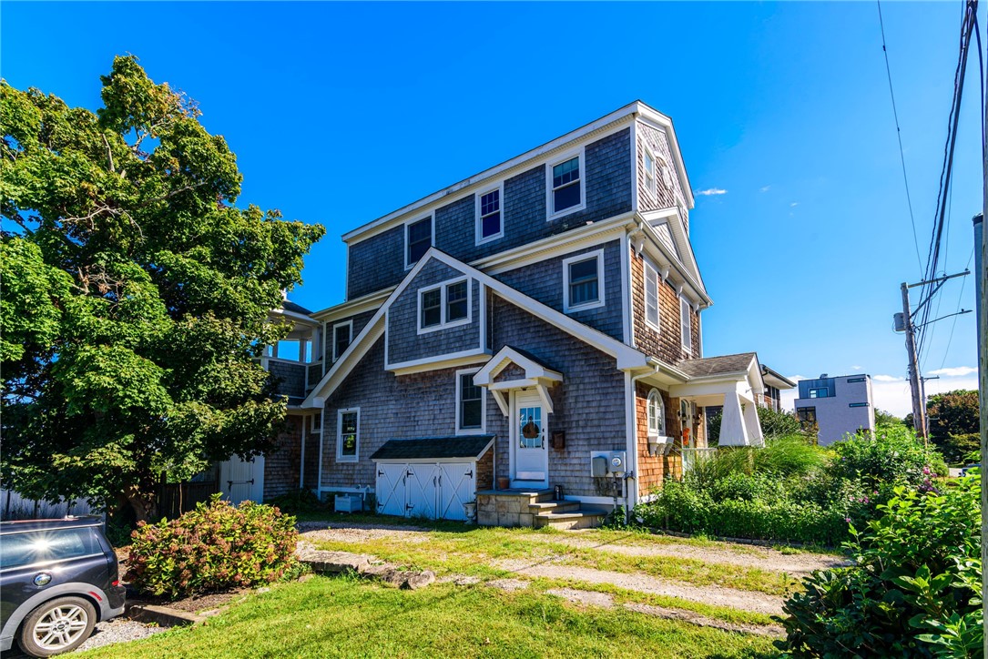 61 Esmond Avenue