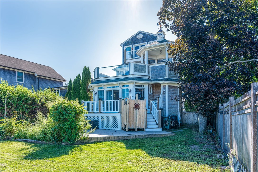 61 Esmond Avenue