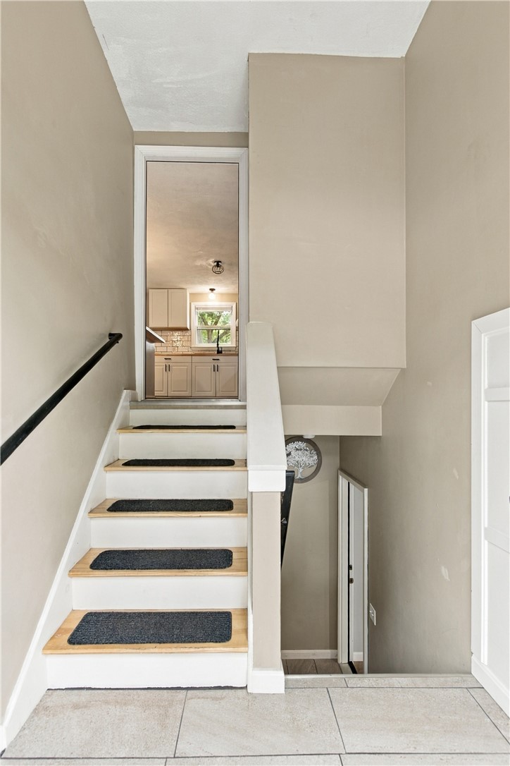 26 Traver Avenue