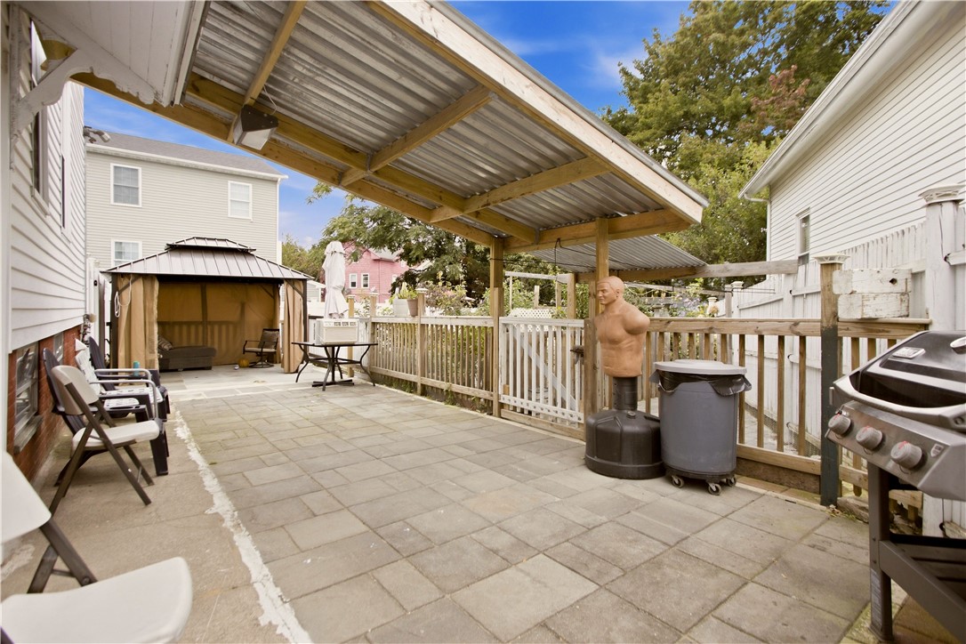 1003 Douglas Avenue
