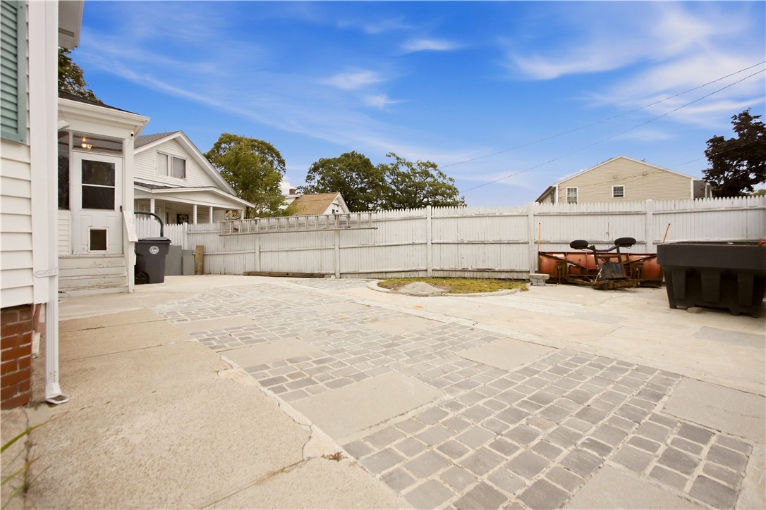 1003 Douglas Avenue
