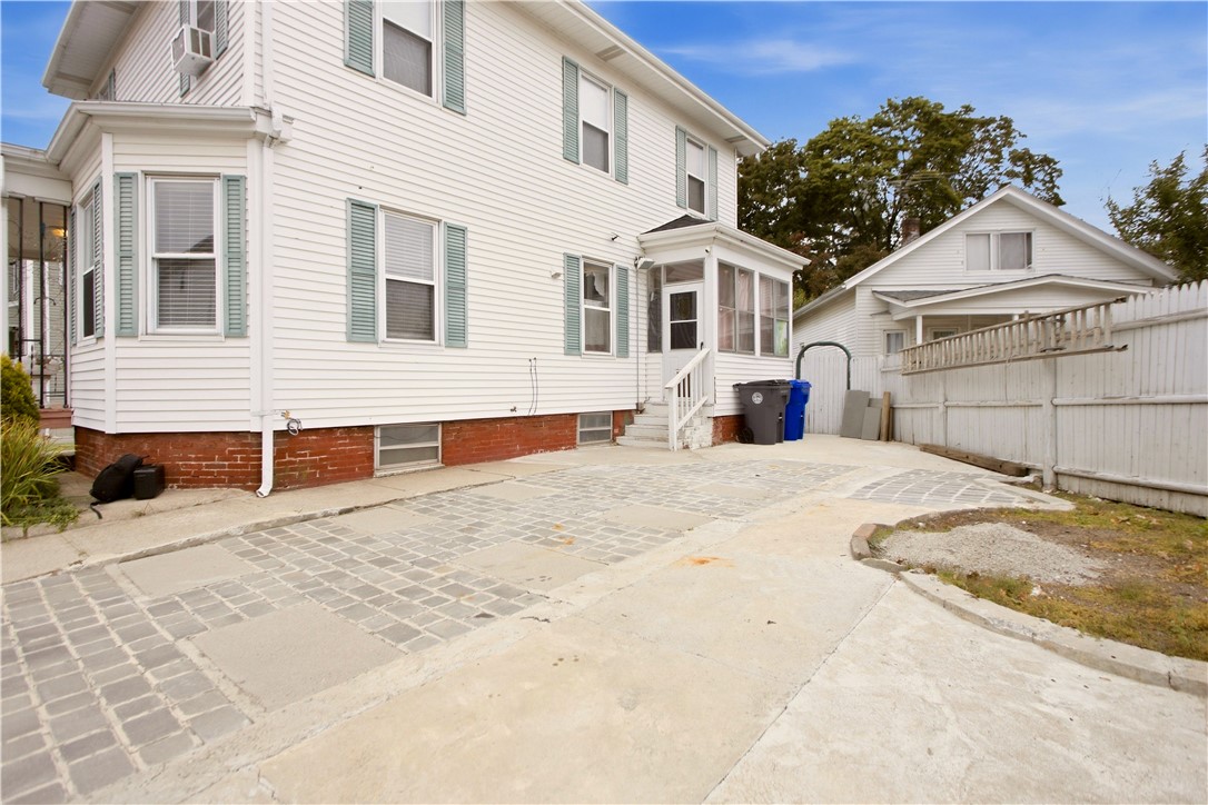1003 Douglas Avenue