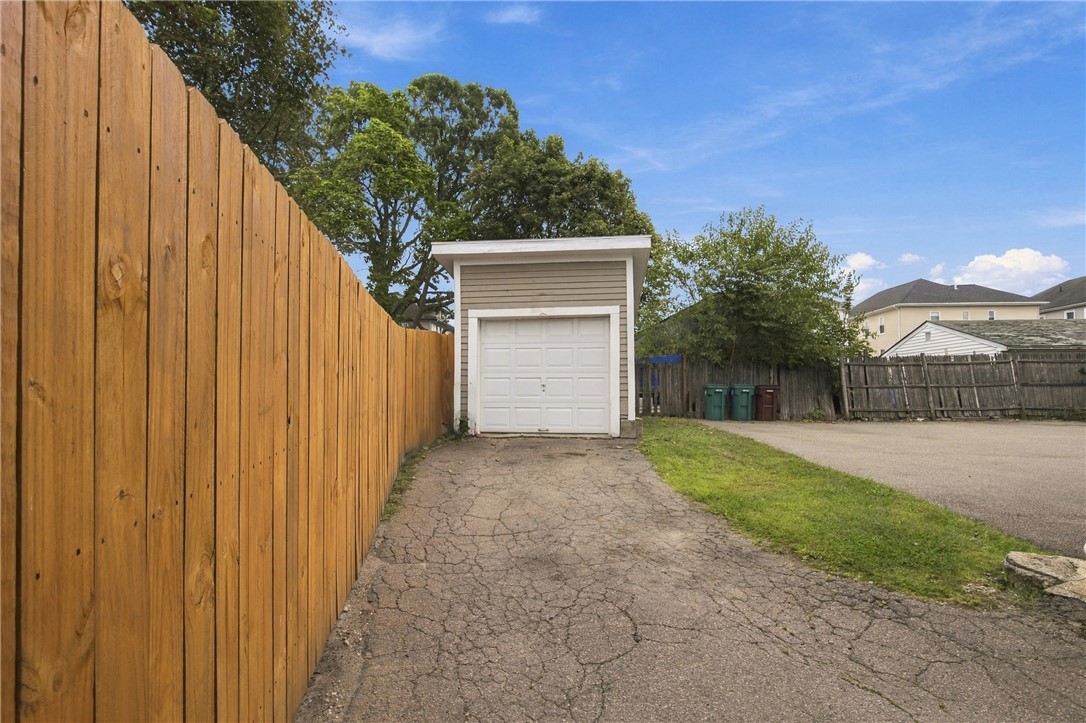 297 Burnside Avenue
