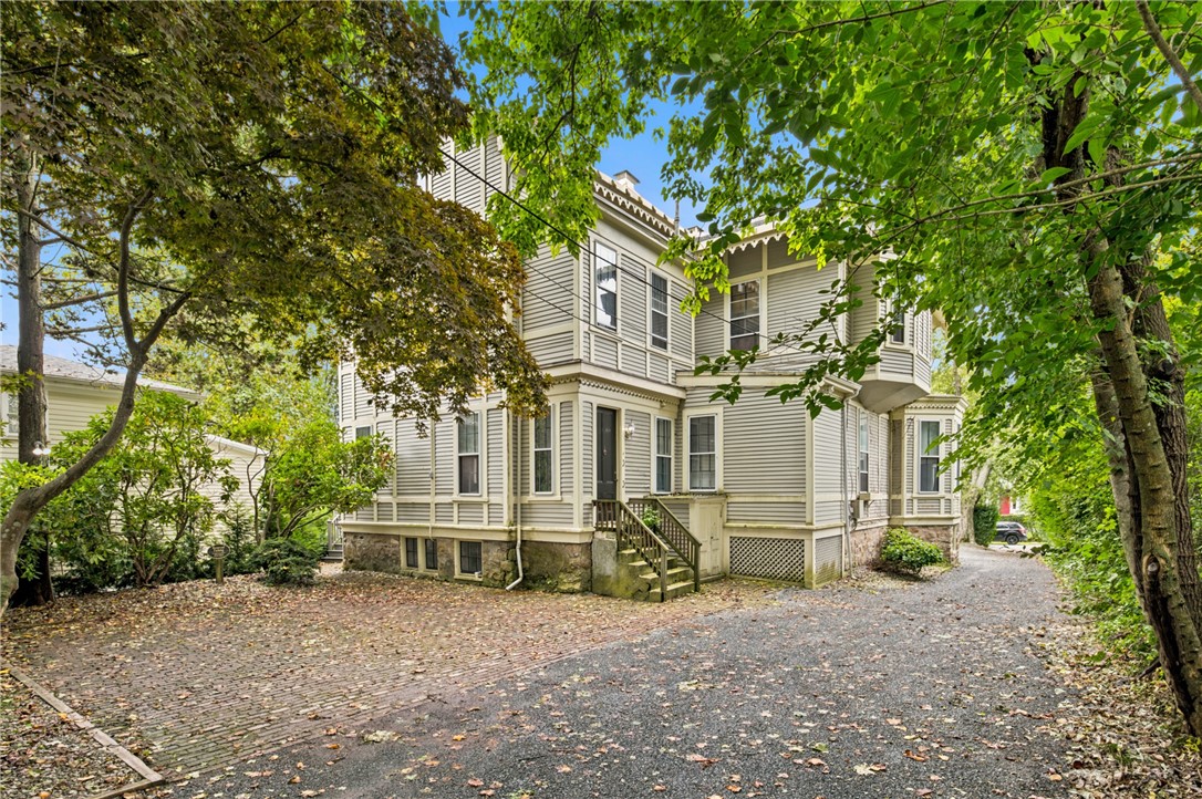 4 Red Cross Avenue 1A