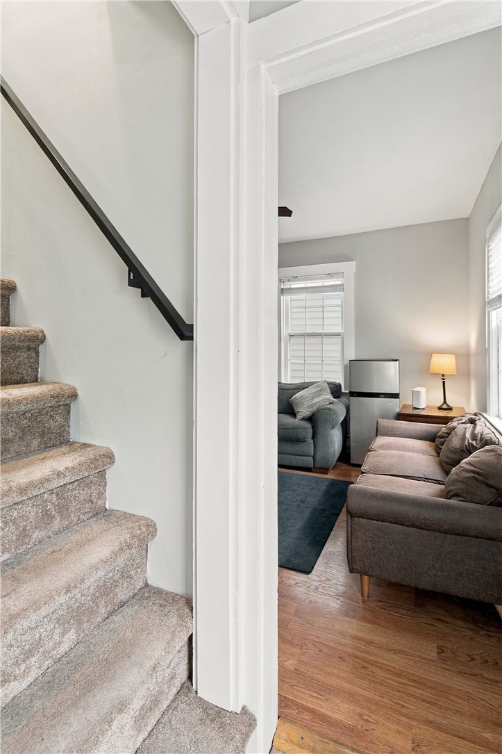 82 Burnside Avenue 2